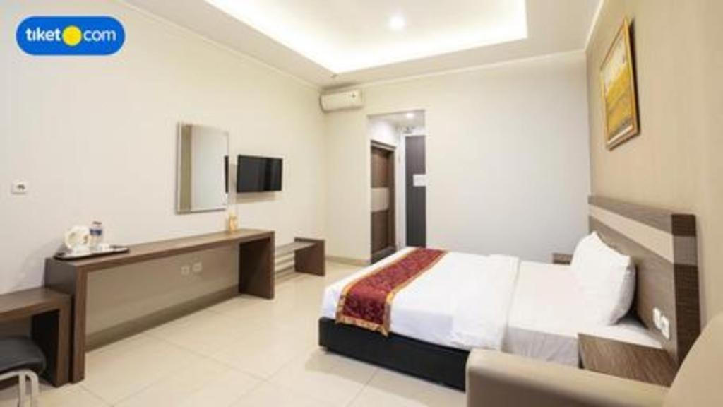 Raffleshom Hotel Bandung Exterior foto